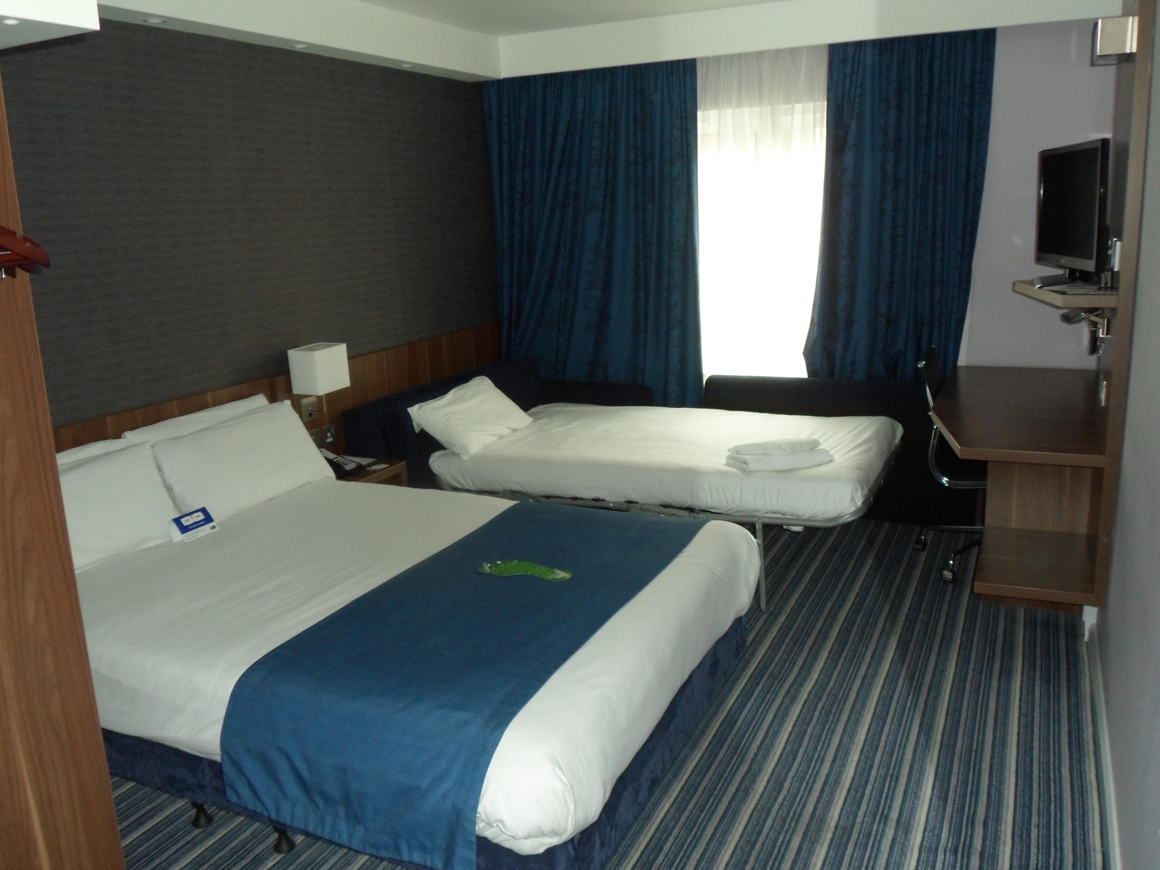 Holiday Inn Express Windsor, An Ihg Hotel Bagian luar foto
